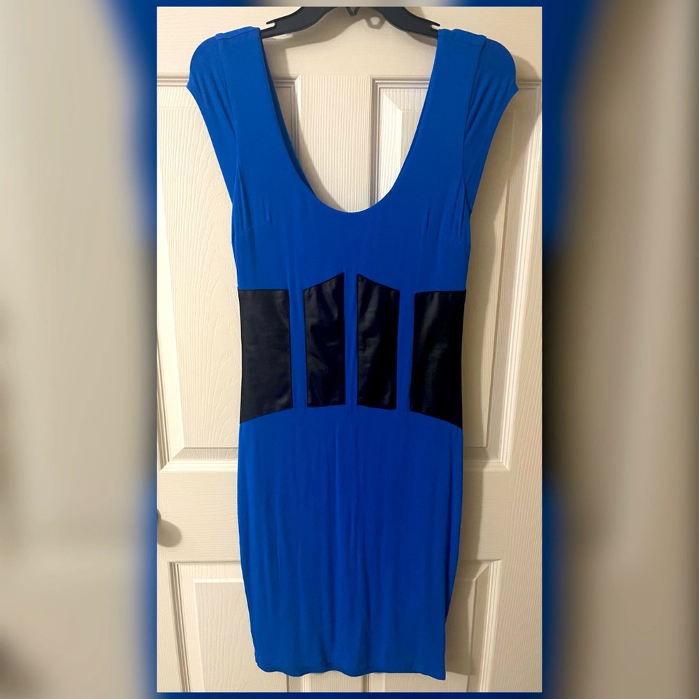 Bebe midi dress